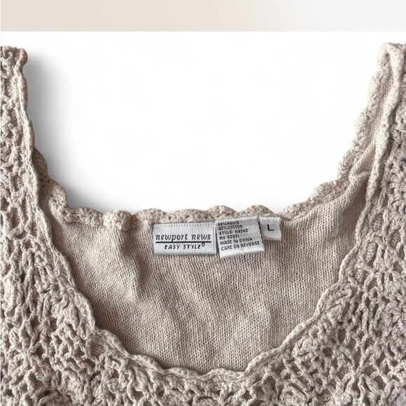 |Newport News| tan crochet knit dress Medium - Picture 2 of 8